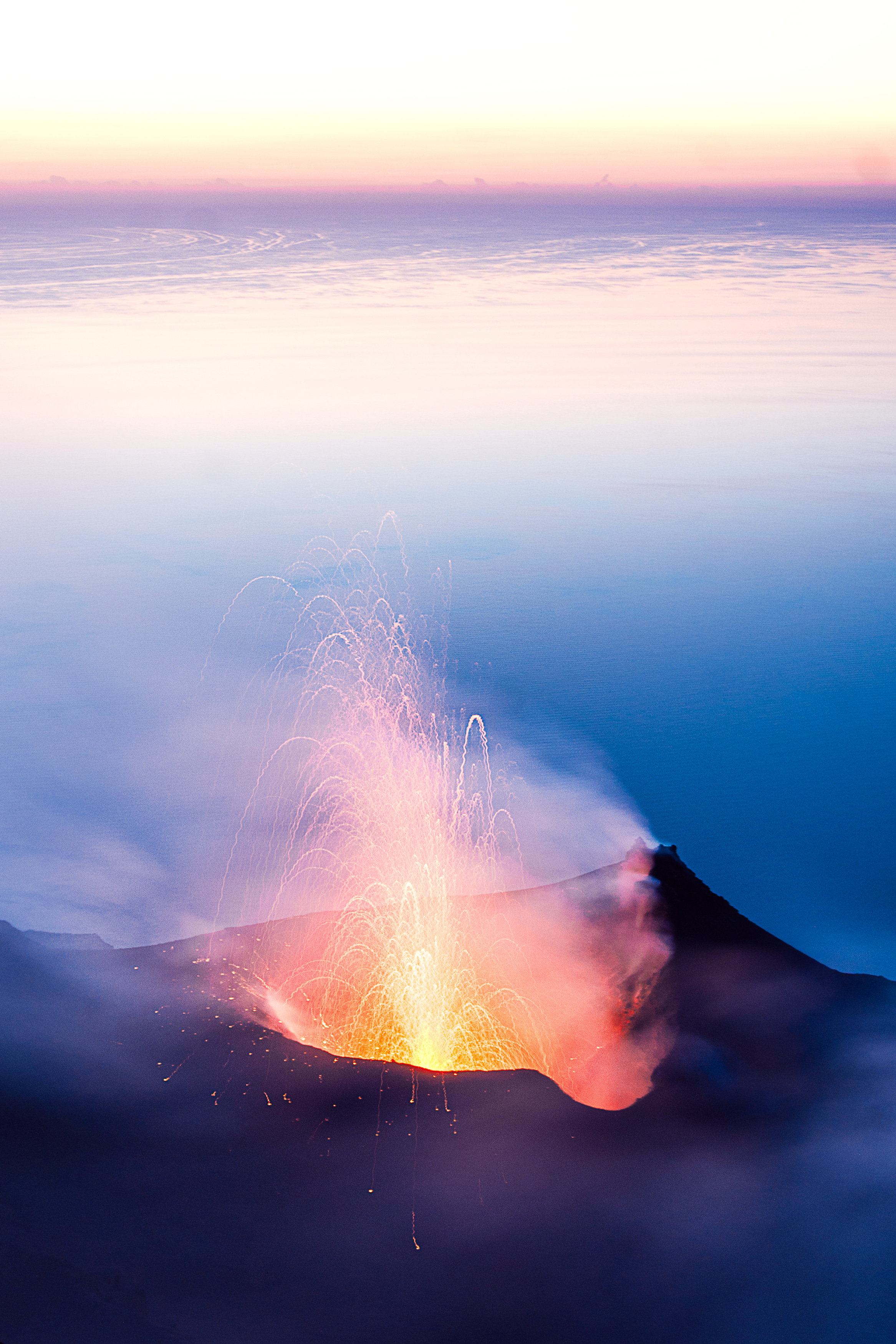 Bronze Award: Bob Bamberg, Luxembourg, Scientific phenomena